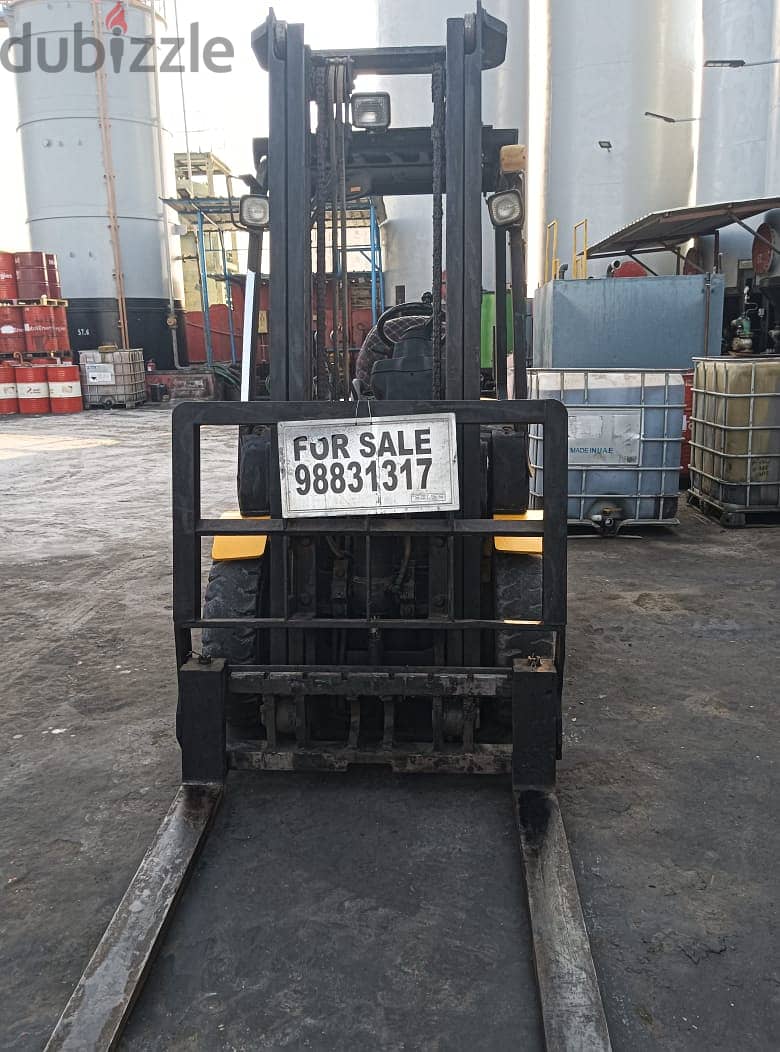 KOMATSU FORKLIFT 3