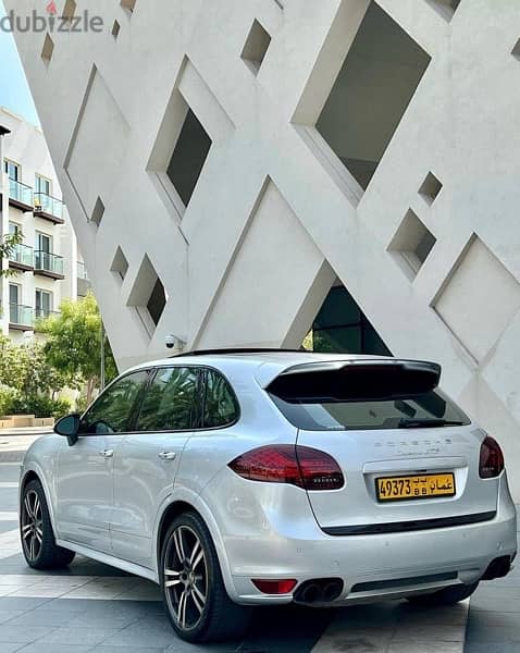 Porsche Cayenne GTS 2014 5