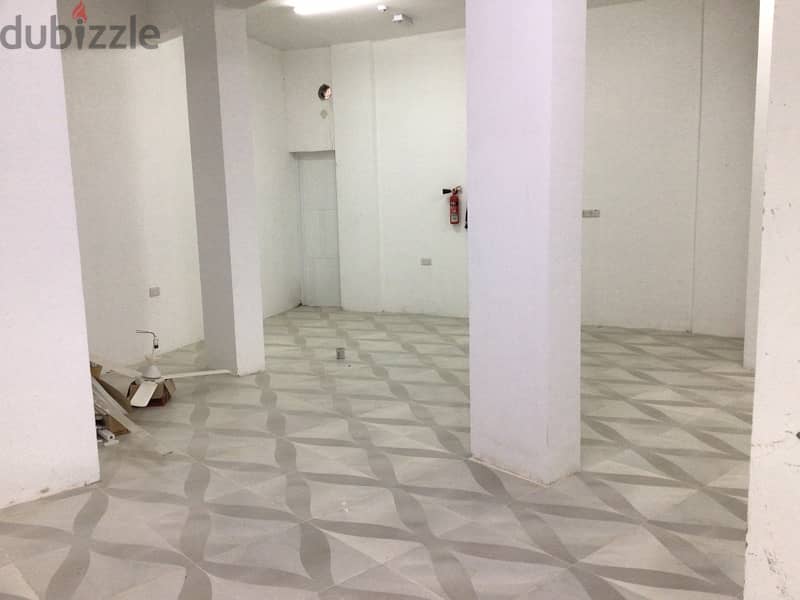 new commercial shop for rent in ruwi 4