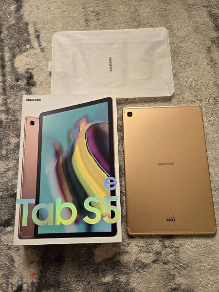 Samsung Tab S5e 64gb 4gb almost new condition 0