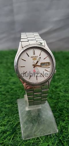 Rare & Vintage Seiko5 Automatic 7009 white Dial Japan made Men’s Watch 0