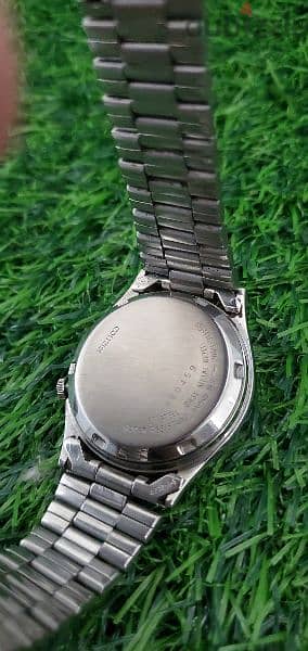 Rare & Vintage Seiko5 Automatic 7009 white Dial Japan made Men’s Watch 4