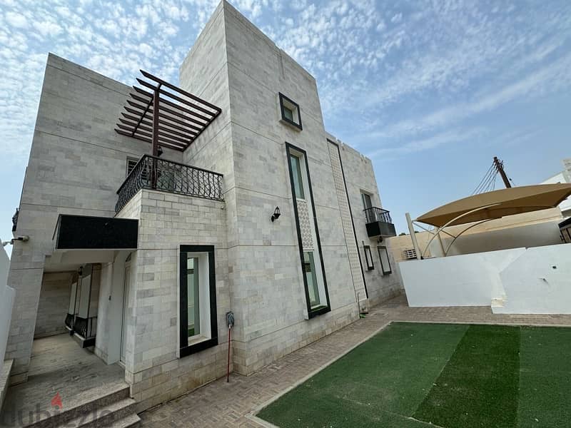 highly recommend 3+1bhk townhouse for rent near Souq Madina in mq 1