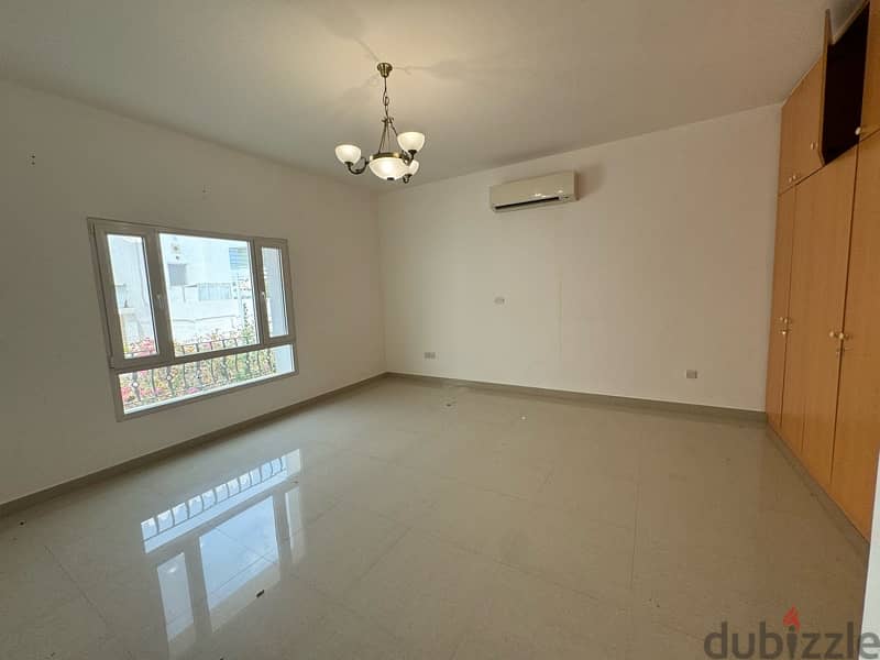 highly recommend 3+1bhk townhouse for rent near Souq Madina in mq 7