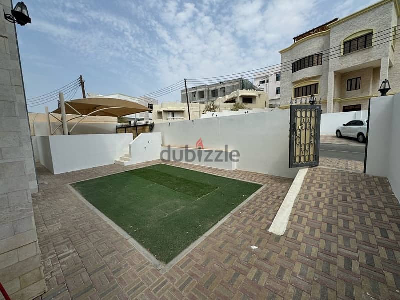 highly recommend 3+1bhk townhouse for rent near Souq Madina in mq 15