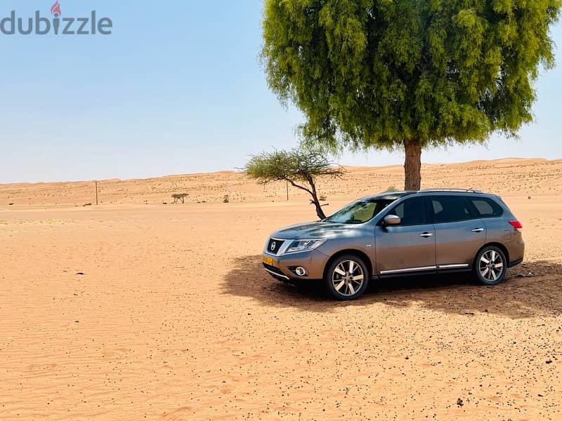 Nissan Pathfinder 2016 - 130000 KM, Oman Car, Doctor driven 3