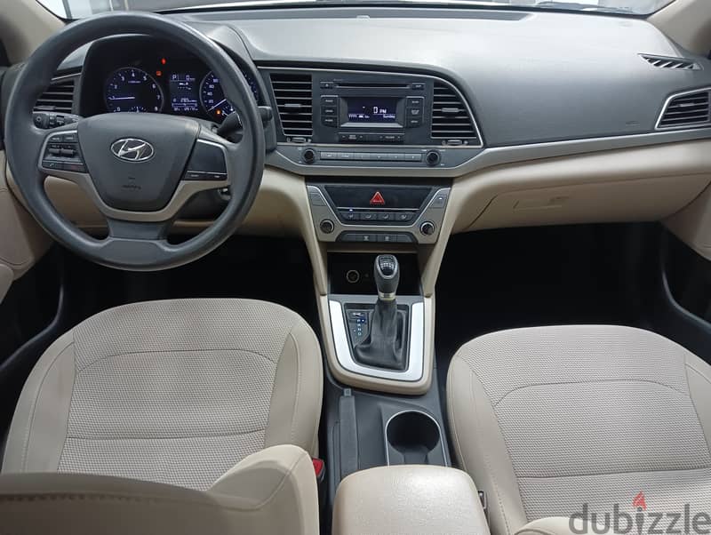 Hyundai Elantra 2017 5