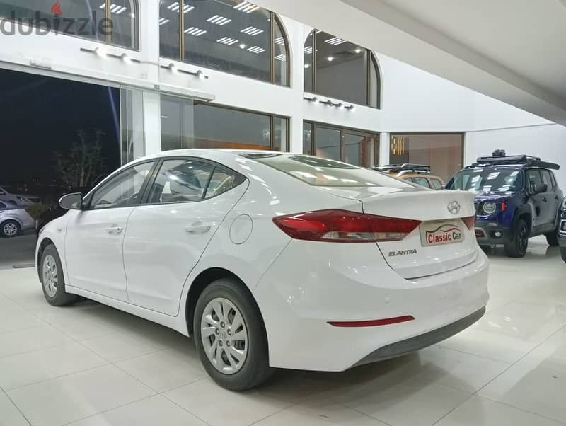 Hyundai Elantra 2017 8