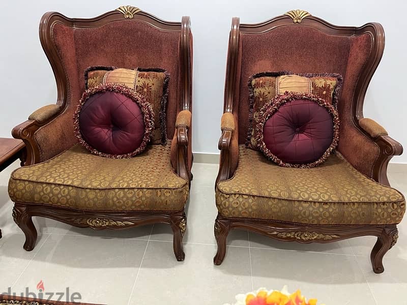 Royal classical antique Sofa set for URGENT SALE 4