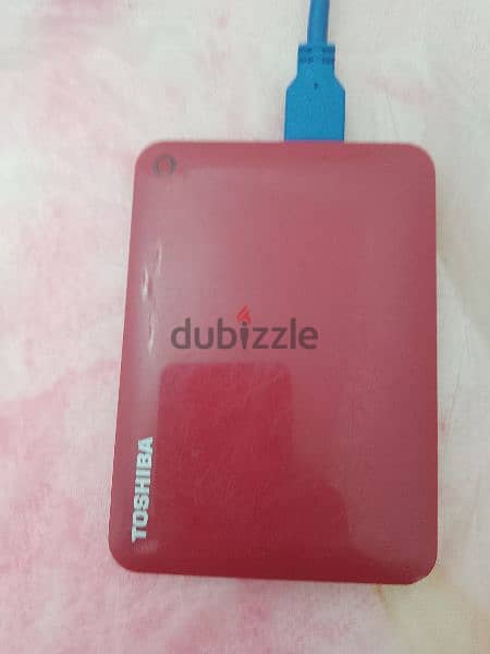 Portable external hard drive 1 TB 0