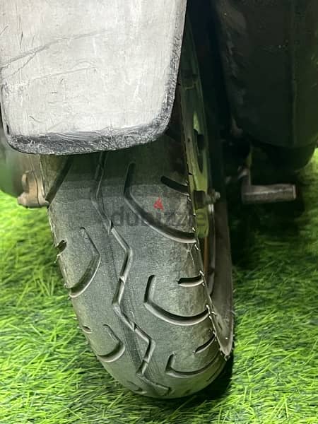 90 cc scooter for sale both Tyre are new 2