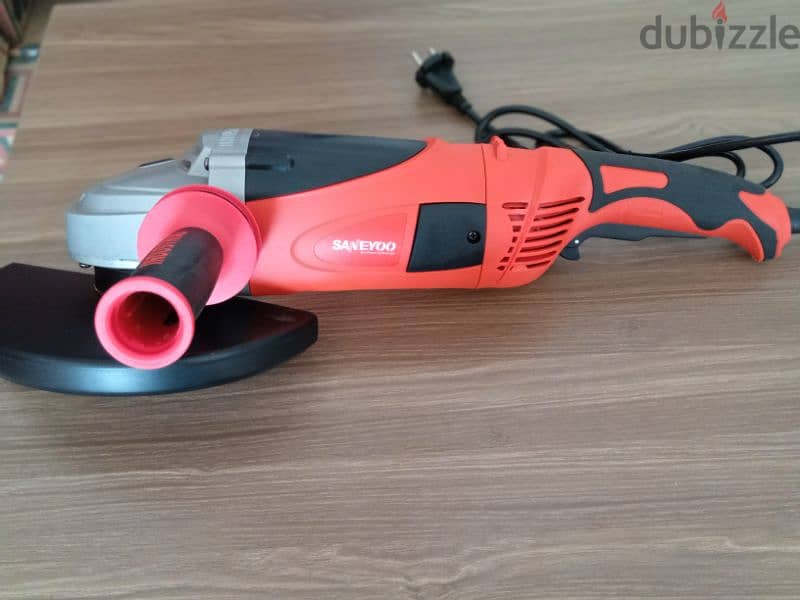 Saneyoo Angle Grinder 2400 w 4