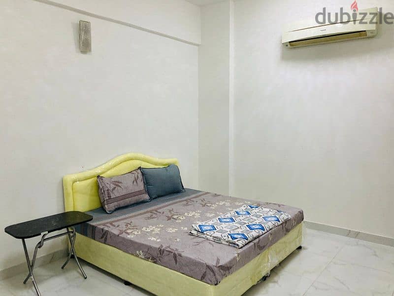 An elegant bedroom for daily rent 0