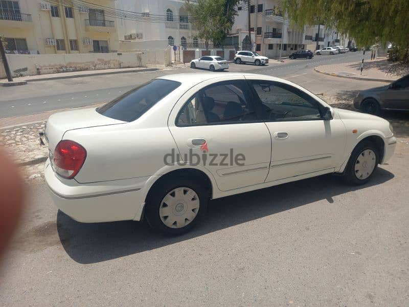 Nissan Sunny 2005 4