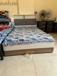 Cot with mattress for sale 0