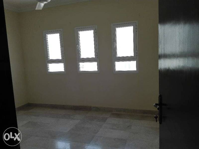 1 Month Free on 2 BHK Flat at Bowsher Near Bowsher Health Centre 5
