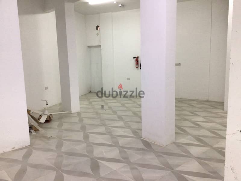 Brand new Commercial space  /store/ warehouse for rent in Ruwi 1