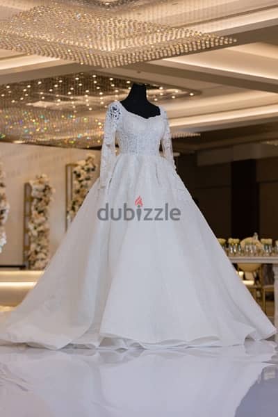 Sima Couture Wedding dress with customized veil 2