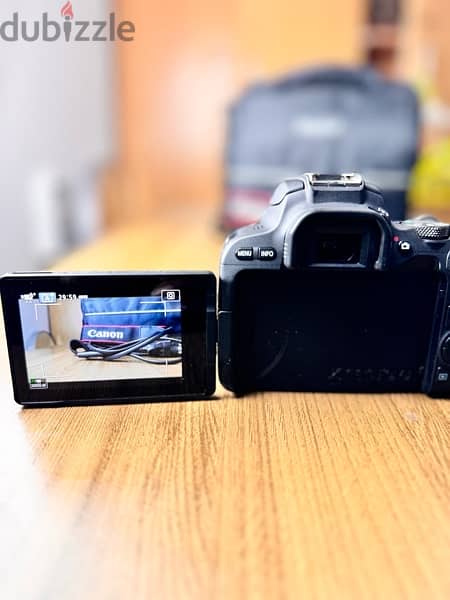 Canon 200D DSLR Camera for Sale + Free Sony Camcorder 3