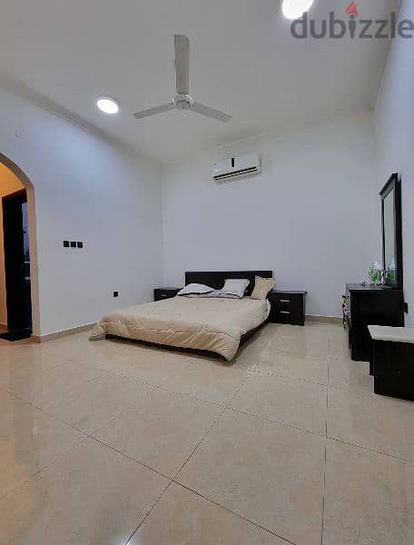 Spacious Fully Furnished 1BHK in Azaiba 4