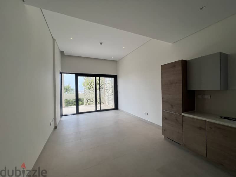 1 BR Brand New Ground Floor Flat in Al Mouj - Juman 2 3