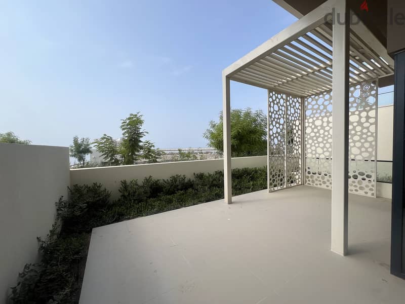 1 BR Brand New Ground Floor Flat in Al Mouj - Juman 2 9