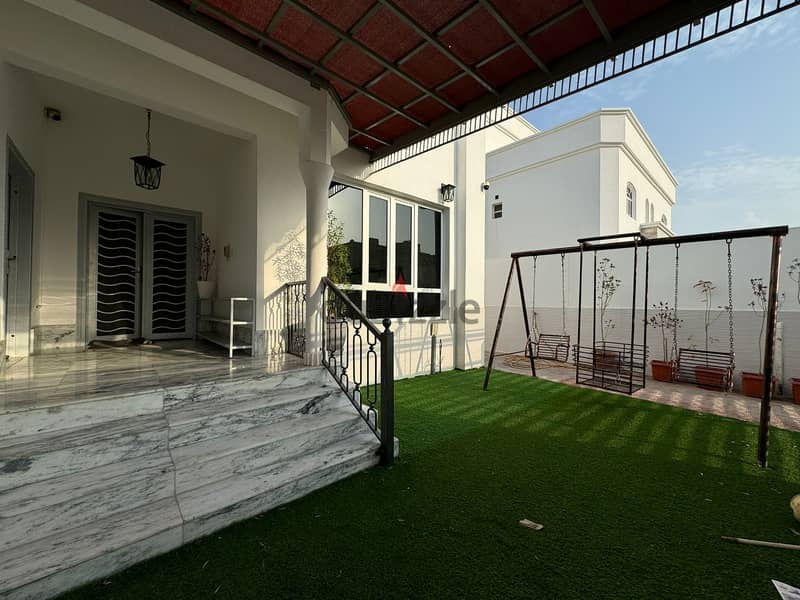 Fully Renovated Villa in Al Amerat FSV55 4