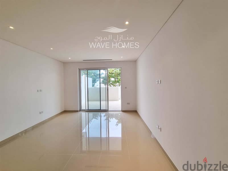 Stunning Marina View 1BHK Apartment in Al Mouj 7