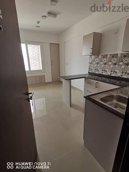 Freehold Flat For Sale In Duqum 0