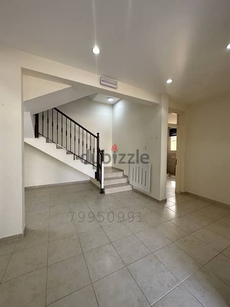 Spacious Beautiful 5+1 BR Villa in MQ 8