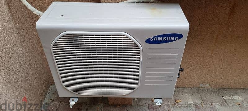 Samsung 1.5 ton split Ac with remote,  King size bed, kids car bed,. 1