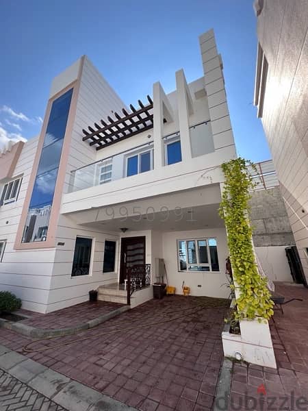 Excellent Villa for Rent in Madinat Al Illam 0