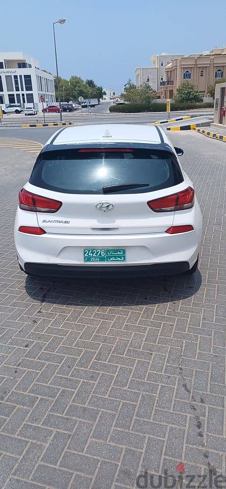 Hyundai Elantra 2018 Very neat 51k miles only 1