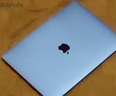 **MacBook