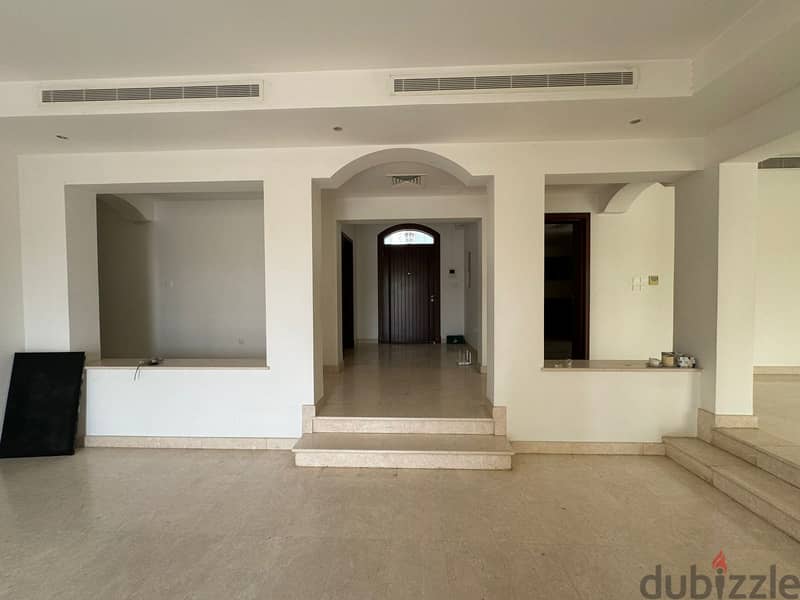 Spacious 4BHK Villa for Rent in Muscat Hills- PPV240 3