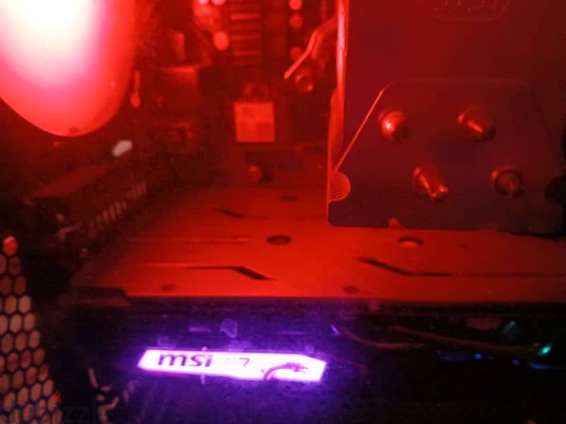 GAMING PC WITH MSI GPU 5