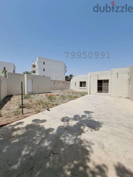 Independent 5 BR Commercial Villa Available for Rent in MQ 10