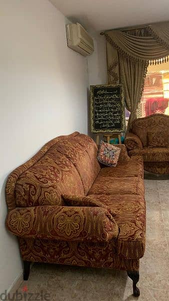 sofas for sitting 3+1+1  used like new 1