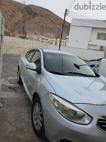 Renault Fluence 2012 5