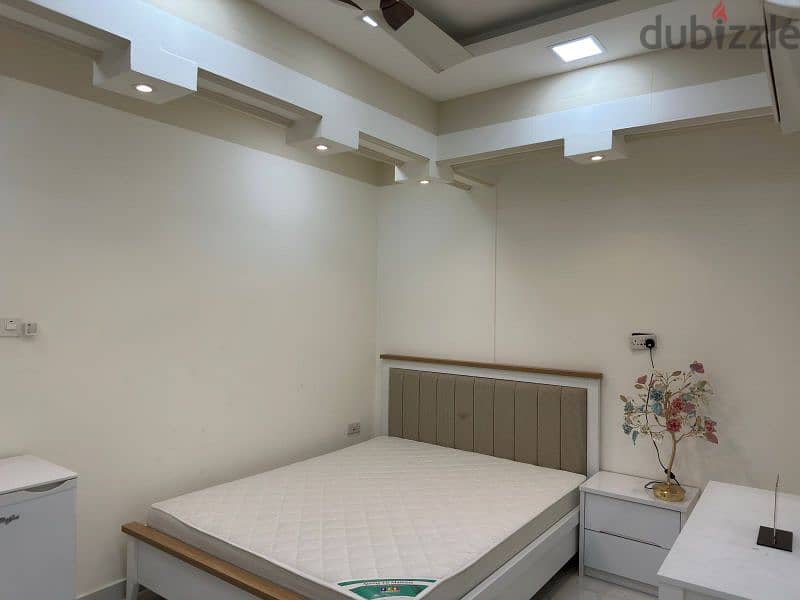 VIP and lovely 1BHK Flat in Alkhuwair شقة فاخرة مفروشة للايجار بالخوير 11