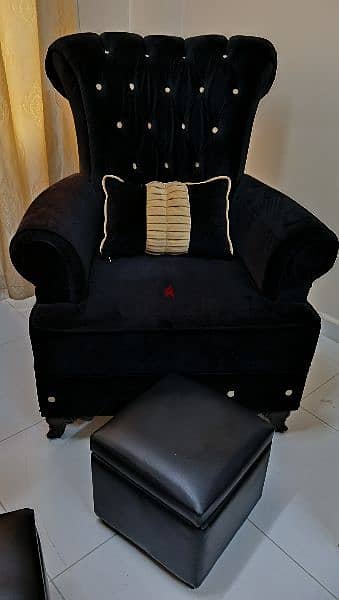 King Chair for sale (Only Chairs) 1