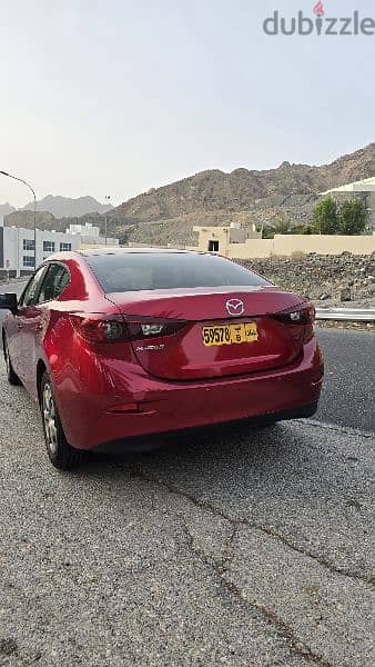 Mazda 3 2018 - GCC - LOW MILEAGE - EXCELLENT CONDITION 2