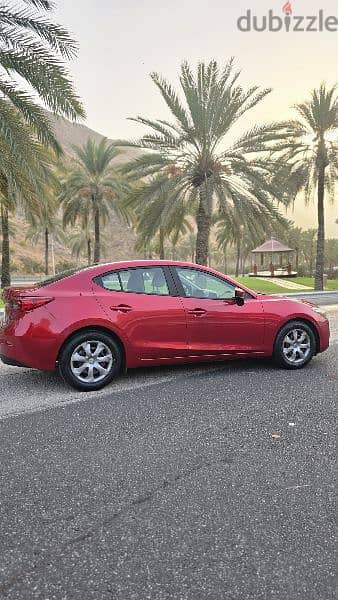 Mazda 3 2018 - GCC - LOW MILEAGE - EXCELLENT CONDITION 4