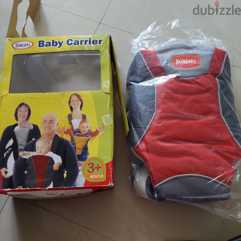 Junior's baby carrier 1