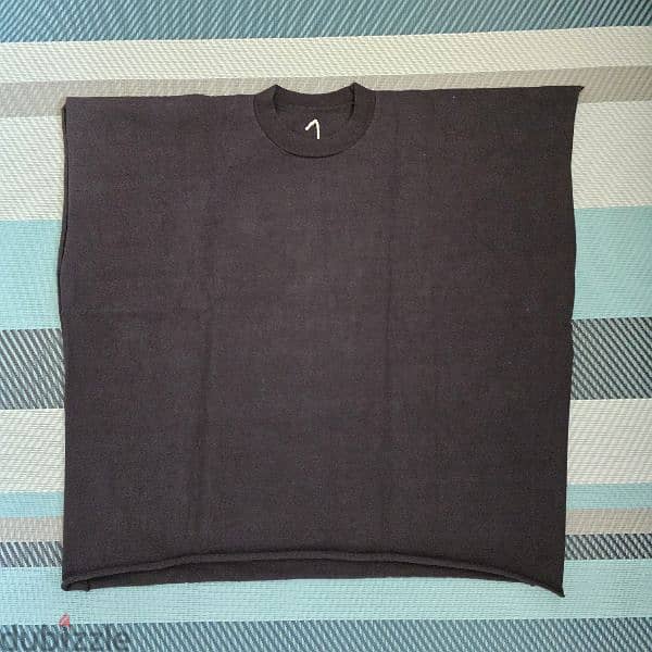 Yeezy One Box Tee 6