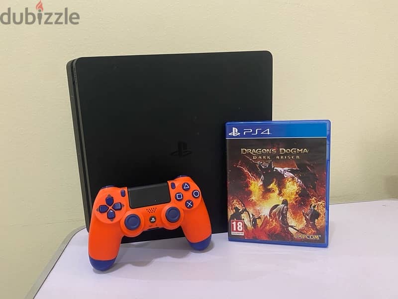 ps4 slim 500Gb 1 joystik 1 game 70 omr 0