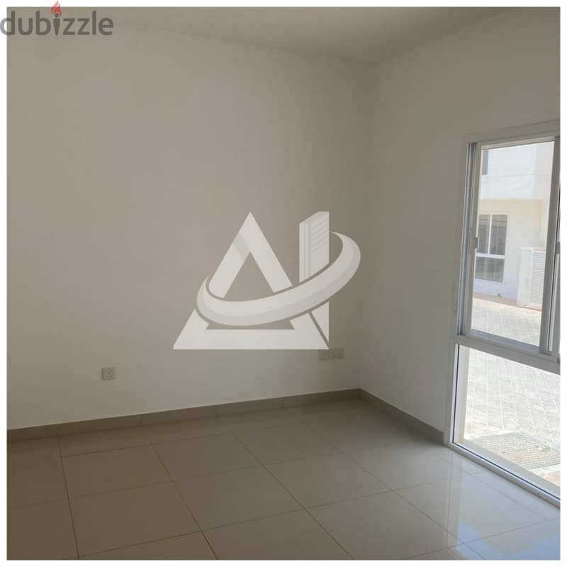 ADV913**4bhk+Maid villa fo rent in a complex in qurum 6