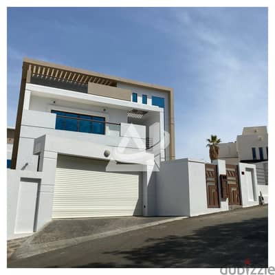 ADV931**4BHK+Maid villa for rent in a complex in Qurum