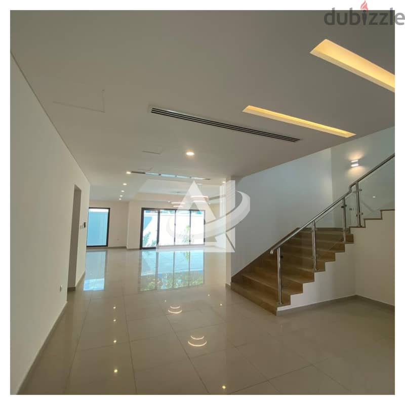 ADV931**4BHK+Maid villa for rent in a complex in Qurum 1