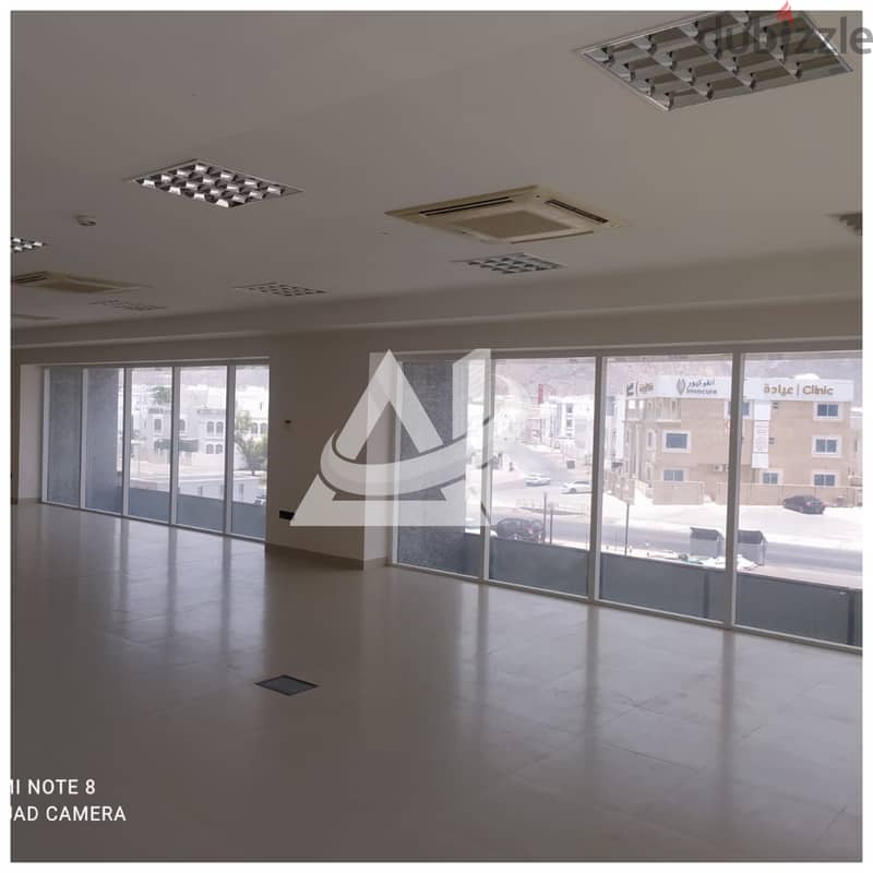 ADC601**190SQM Open office space in khuwair 6